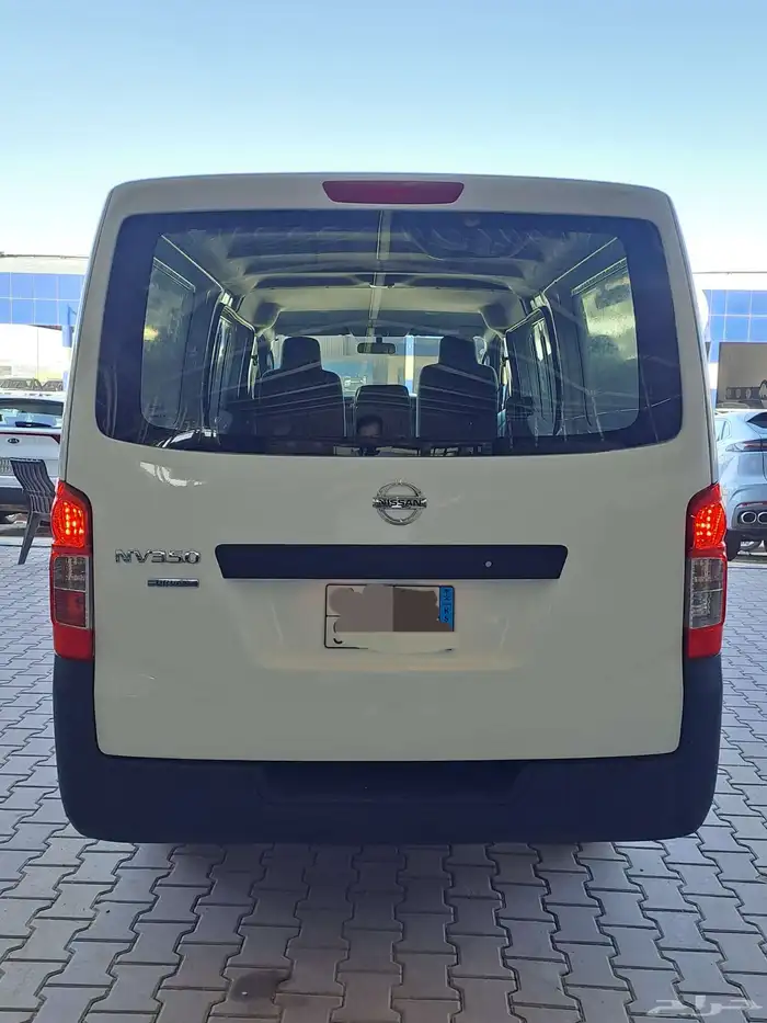 باص نيسان اورفان الموديل 2021 4