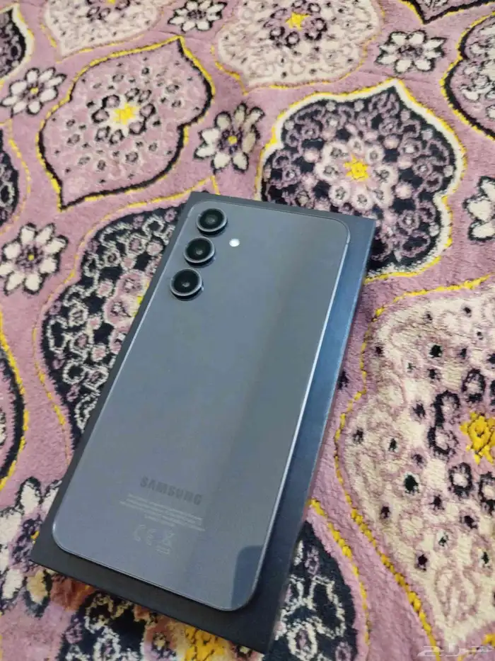Samsung s24 fe 1