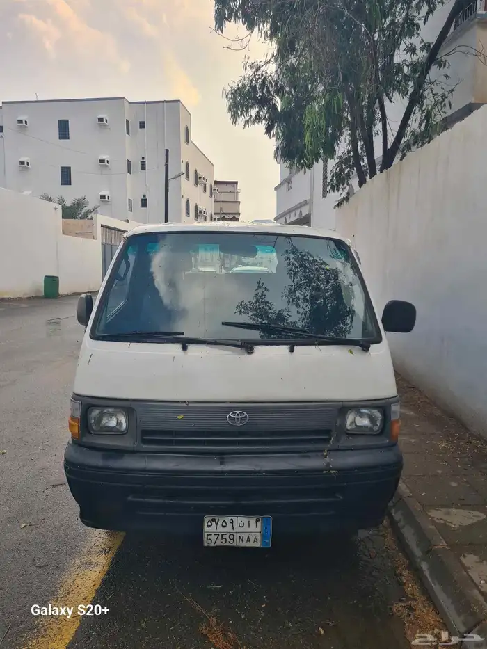 باص موديل 1996 تايوتا 1