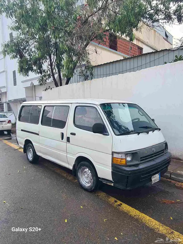 باص موديل 1996 تايوتا 3