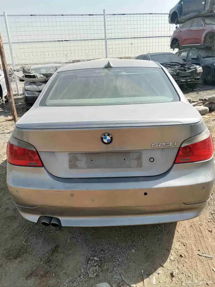 بي ام موديل 2007 حجم 520 تشليح الحاير قطع غيار سيارات 1