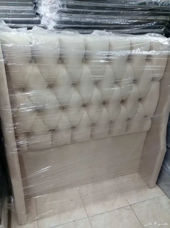 يوجدلديناالسره نفرونص المخمل بسعرالجمله التوصيل وتركيب مجاني 2