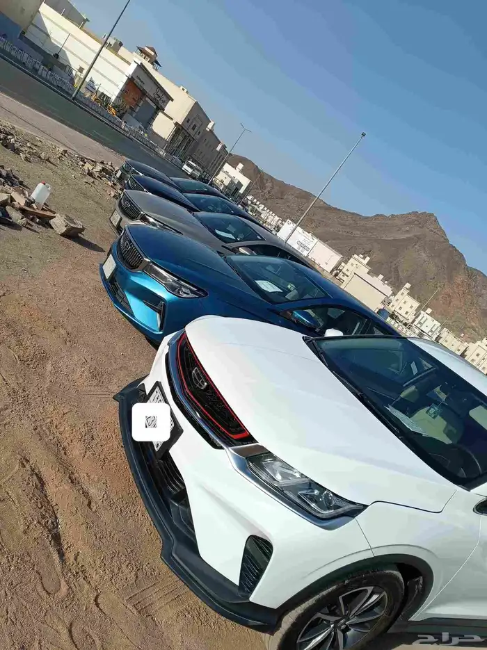 جيلي امجراند 2023 عددها اربع سيارات 0