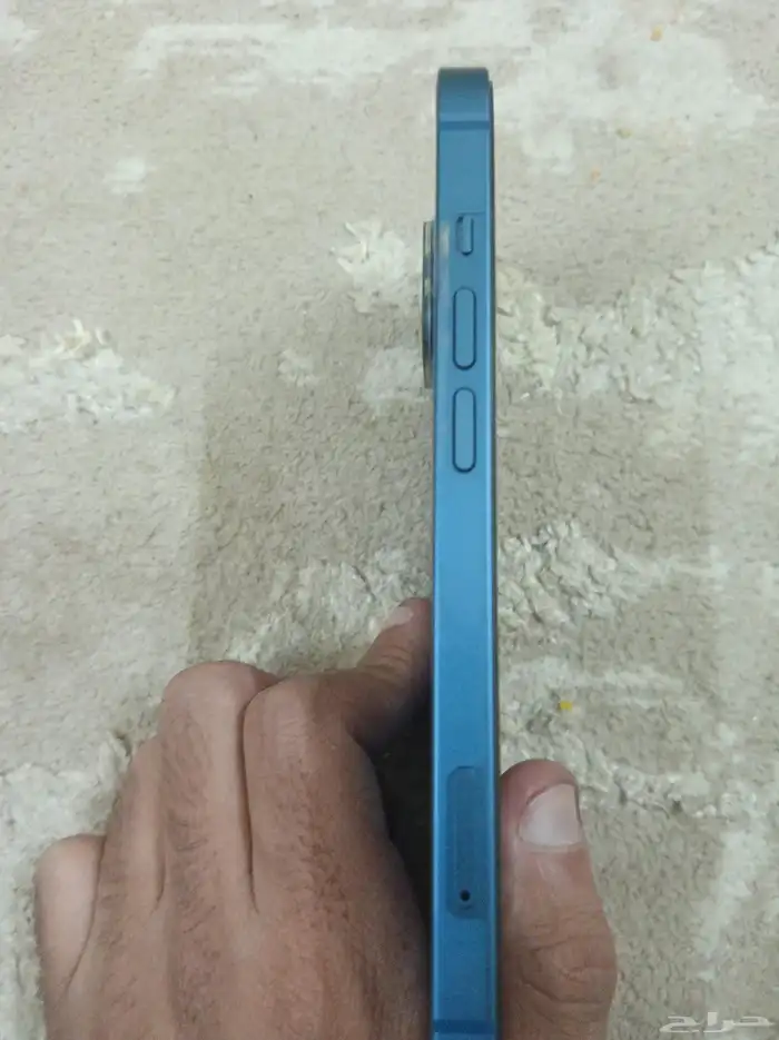 ايفون 13 ازرق نظيفف وشرط ع ذمه 4