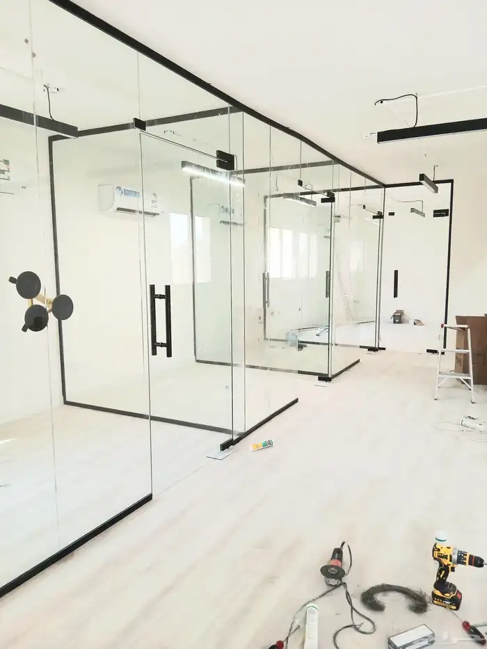 زجاج مكاتب سكوريت 0