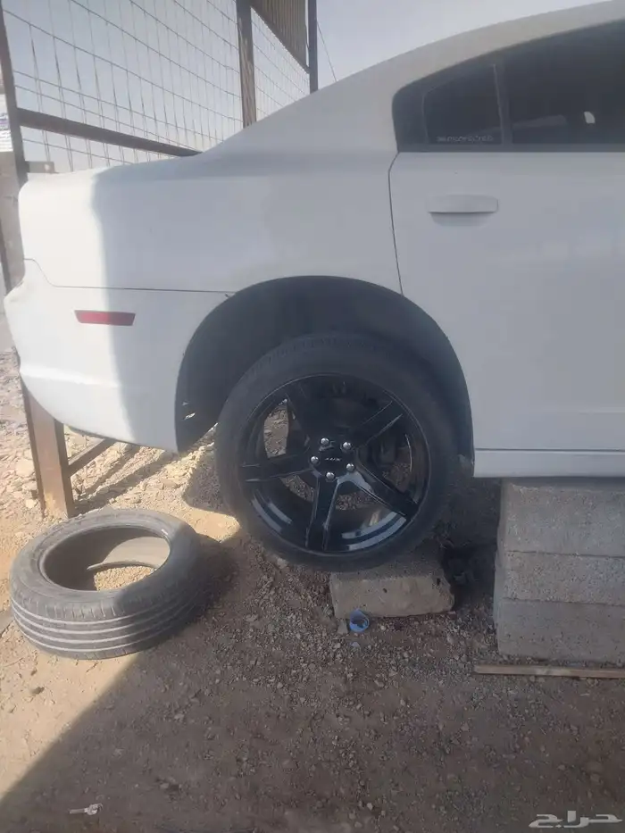 قطع الغيار تشليح الحاير 4