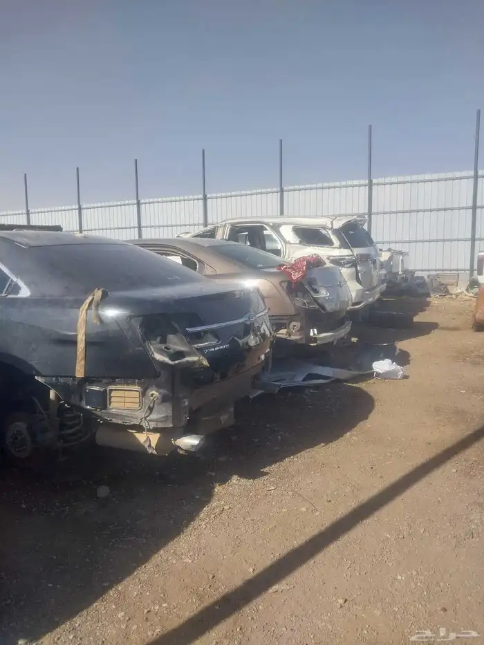 قطع الغيار تشليح الحاير 3