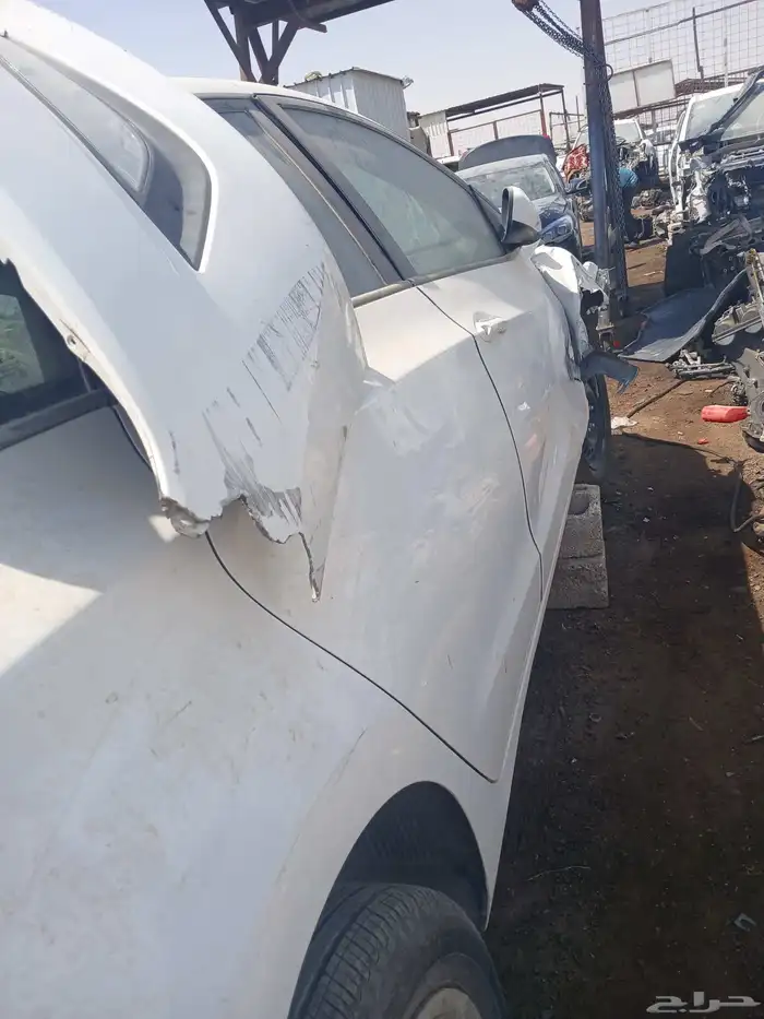 تشليح قطع غيار سيارات الحائر i30موديل 2013 1