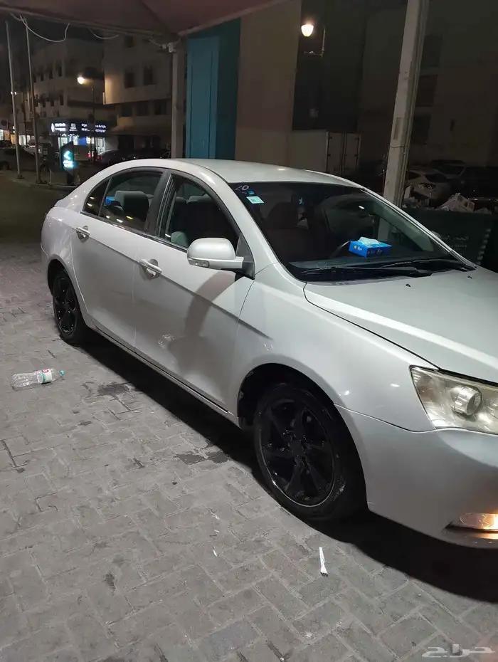 جيلي امجراند 180 000 odo مكينه شرط قير شرط قير عادي 2