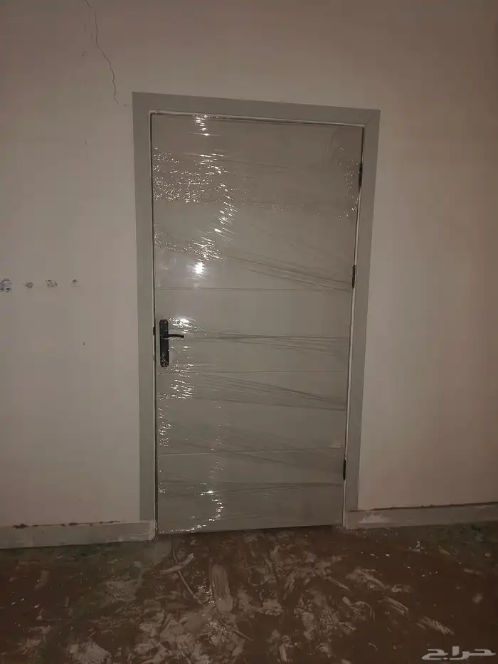تفصيل ابواب خشب بجميع انواعها جيزان بيش العزامة الشارع العام 1