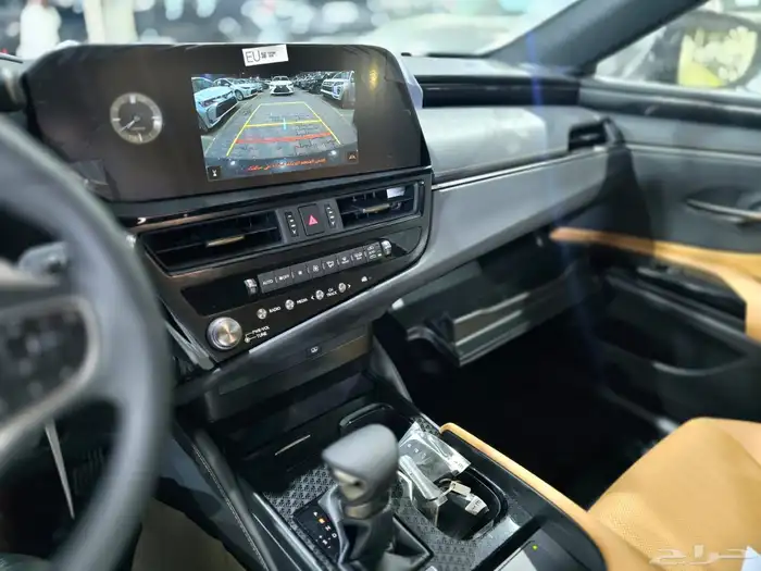 لكزس Es250. 2025. متاح كاش وتقسيط 8