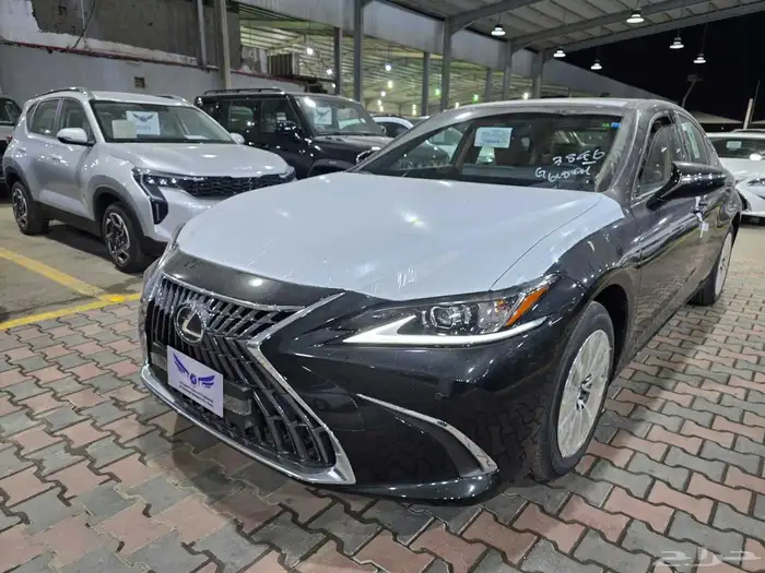 لكزس Es250. 2025. متاح كاش وتقسيط 1