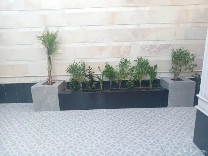 احواض زراعيه طبيعي وصناعي مع جلسات وشبكات الري 9