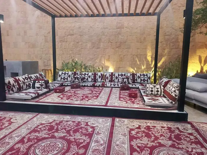 يوجد لدينا تاجير جلسات شعبيه وكنب 0