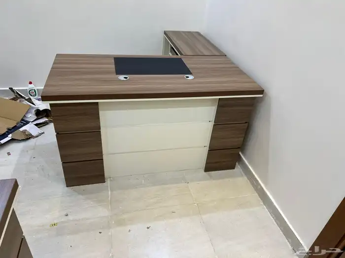 جديد طقم مكتب مدير مكاتب اداريه طاولة اجتماع كراسي متوفر 1