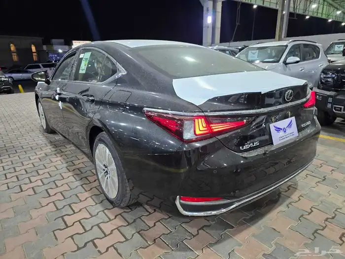 لكزس Es250. 2025. متاح كاش وتقسيط 3