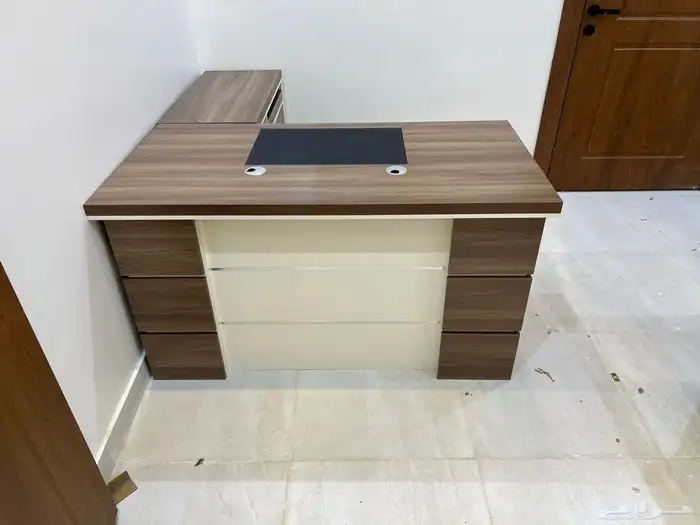 جديد طقم مكتب مدير مكاتب اداريه طاولة اجتماع كراسي متوفر 0