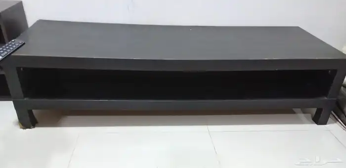 طاولة تلفاز وجزامة 1