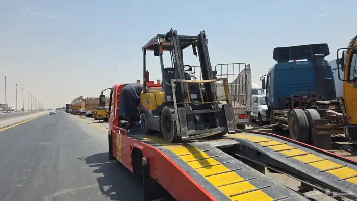 رافعه شوكيه للايجار بجميع الاحجام يومي وشهري فوركلفت forklif 0