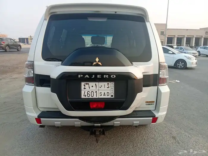 ميتسوبيشي باجيرو 7