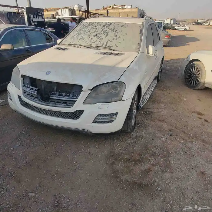 مرسديس ام ال 2012تشليح قطع غيار 2