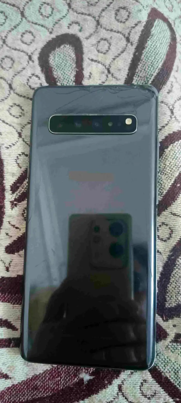 جوالين للبيع ايفون وساسونج اس 10 بلس 1