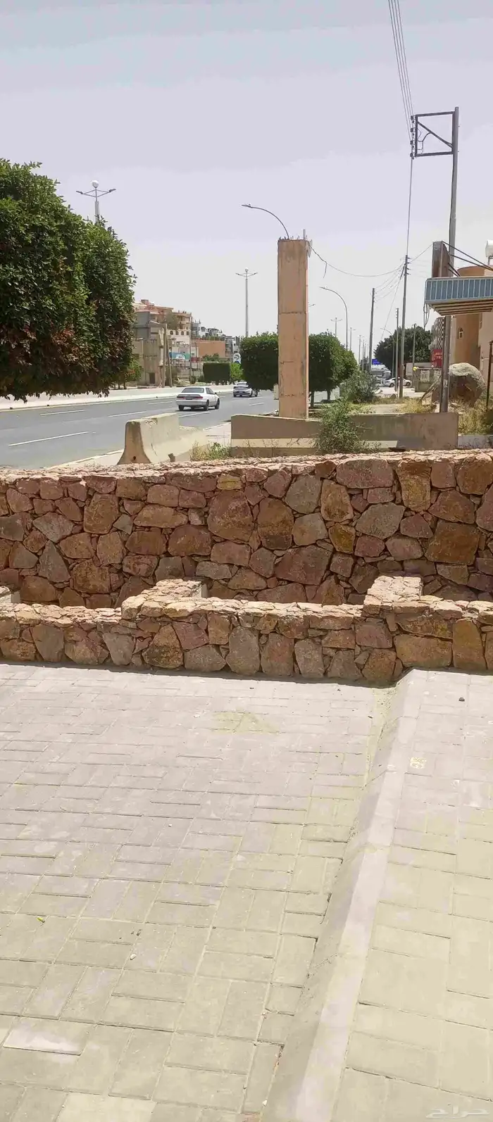معلم حجر 1