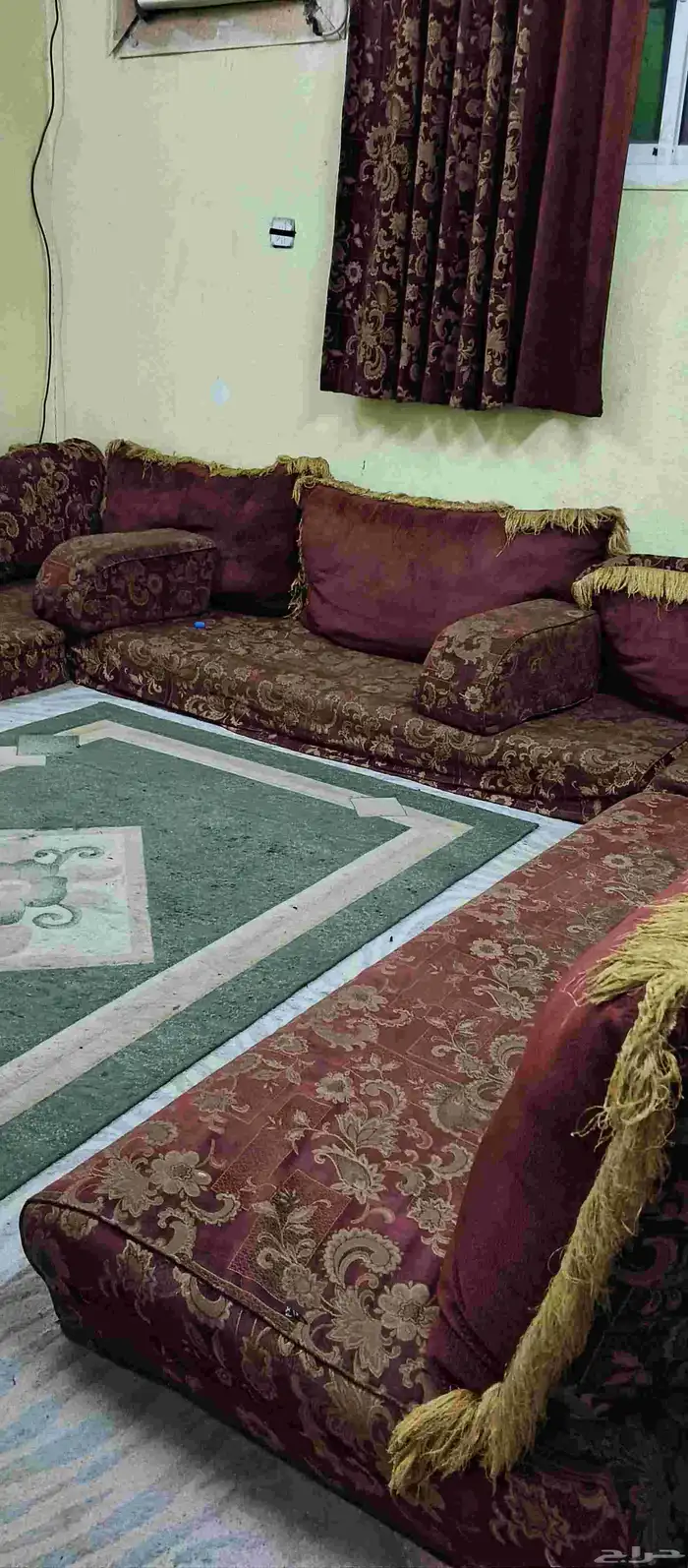 لبيع مجلس عربي مستخدم 0