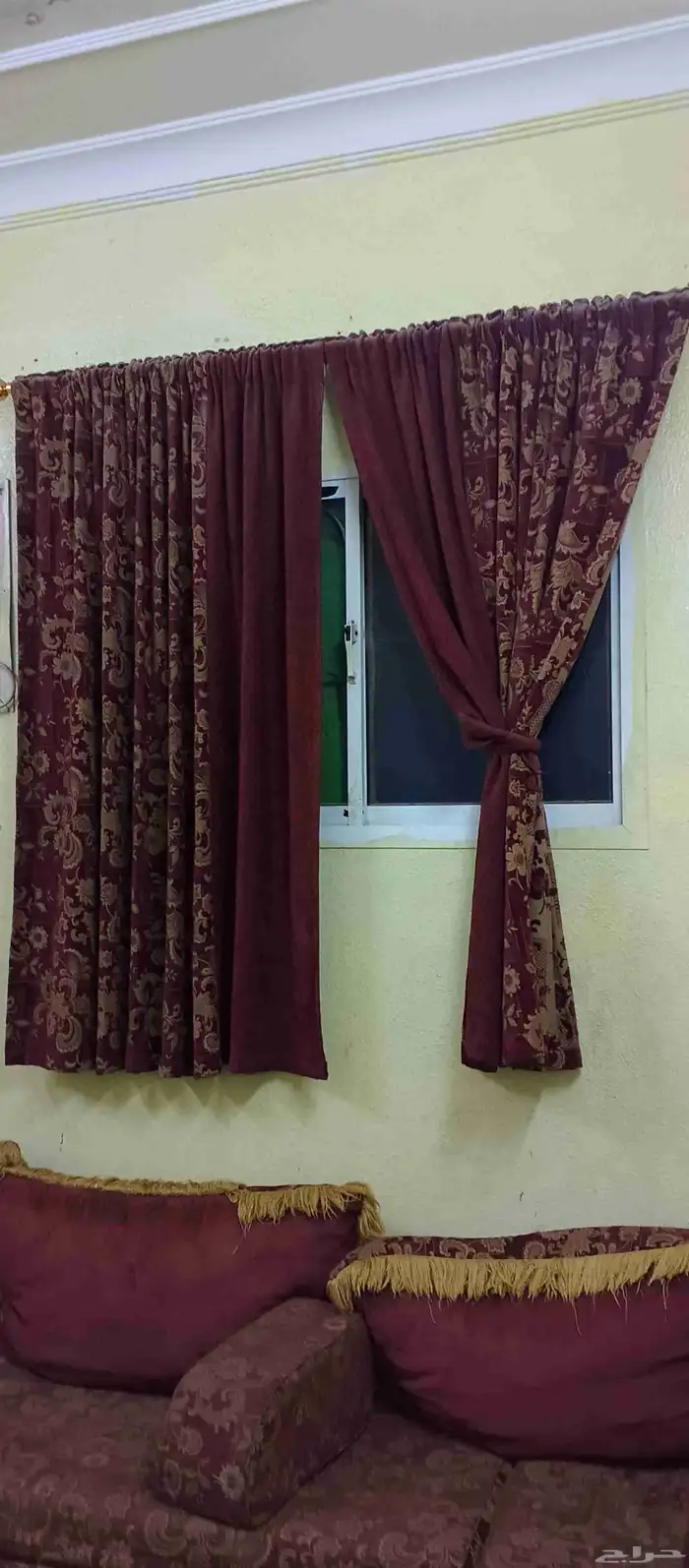 لبيع مجلس عربي مستخدم 2