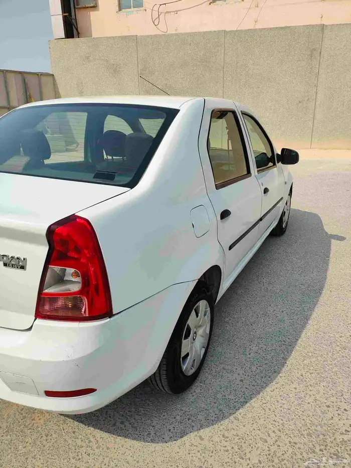 رينو لوجان 2012 4