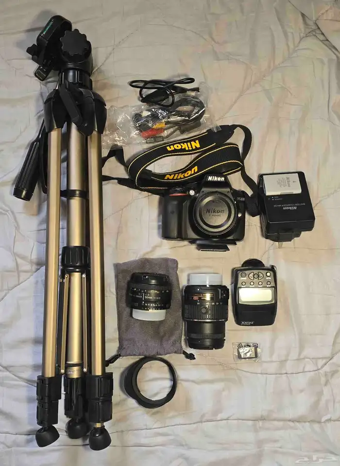 Nikon D5300 Full Camera Set   Only 1800 0