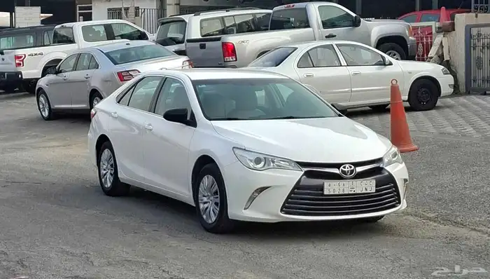 كامري ستاندرد 2016 نضيف 1