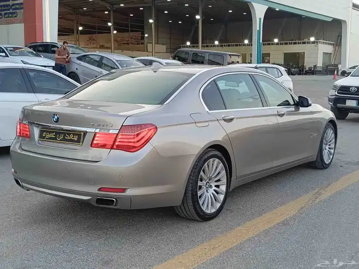بي ام دبليو Li 740 موديل 2009 5