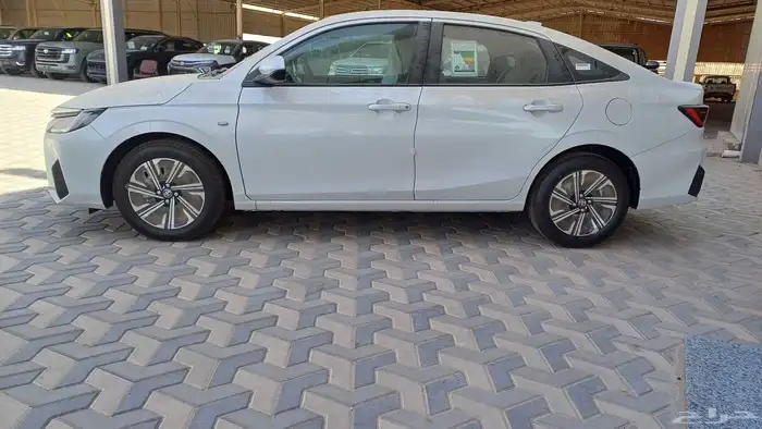 تويوتا يارس بلس 2026 1