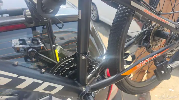 قاعدة حمل السيكل في السيارة 3
