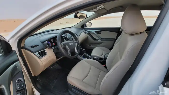 Hyundai Elentra 4
