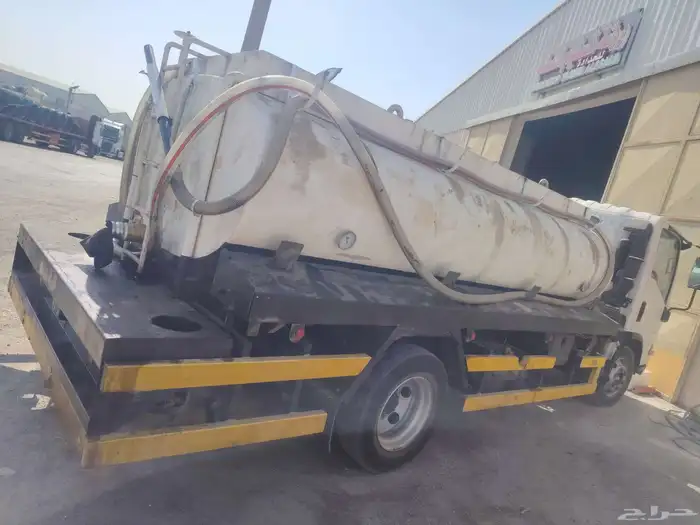 خزان للبيع دينه ايسوزو . للتواصل جوال 0