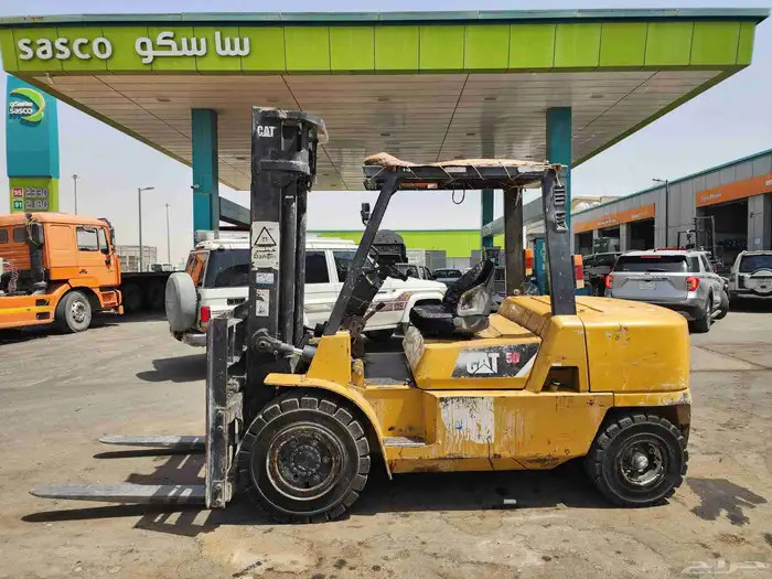 سيزرلفت   رافعات شوكيه للتأجير 2