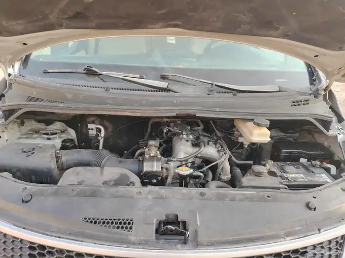 سيارة هيونداي H1 2009 6