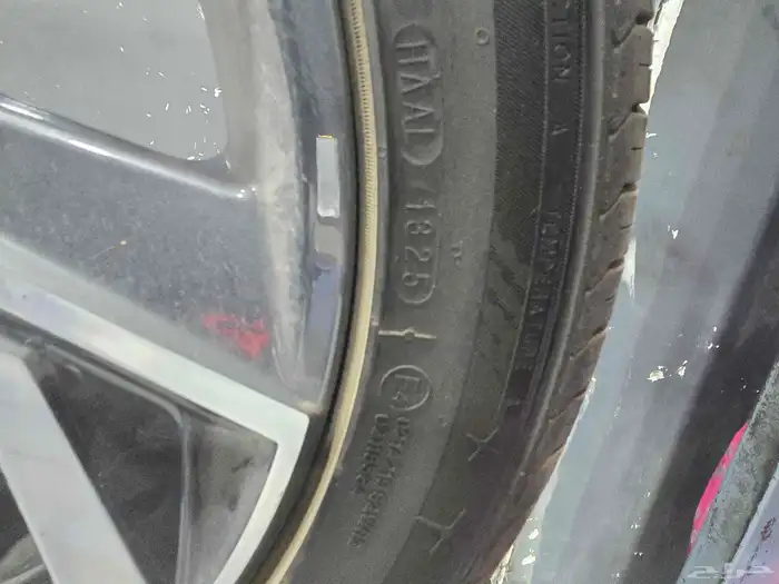 السلام عليكم يوجد لدينا انتر مديل 25 حق الفل مقاس 17 3