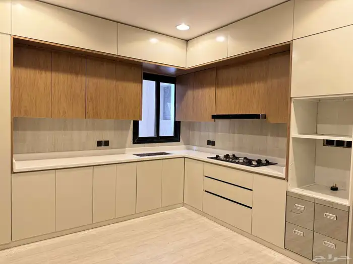 تفصيل ابواب ودرايش ومطابخ وزجاج وجميع أعمال الألمنيوم والاست 1