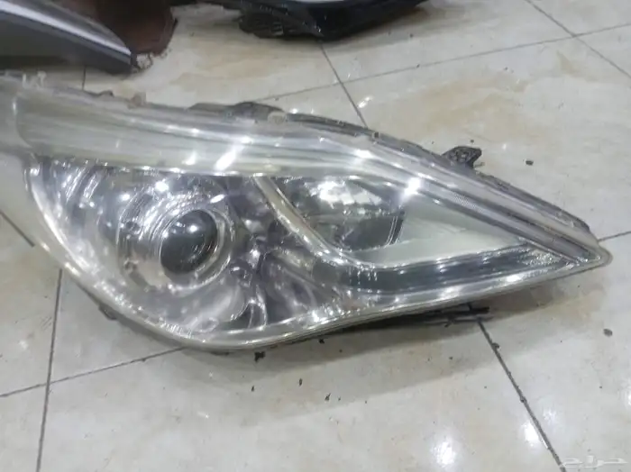 شمعه ازيرا 2015 يمين جهت الراكب 0