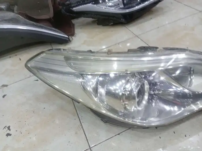 شمعه ازيرا 2015 يمين جهت الراكب 1
