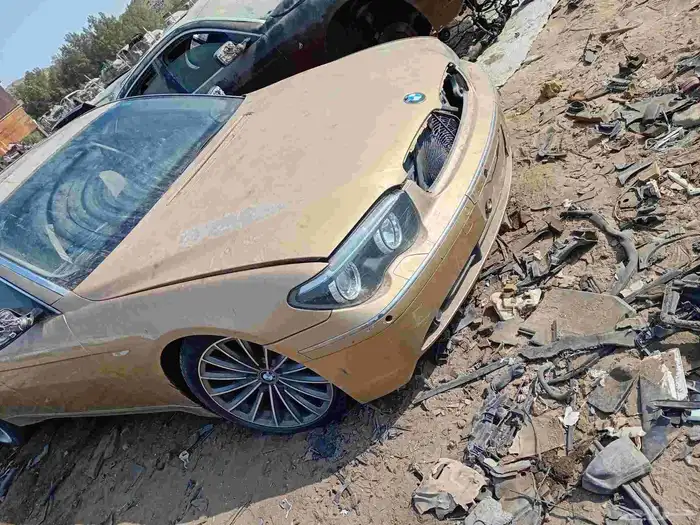 بي ام دبليو قطع غيار تشليح موديل 2005 2