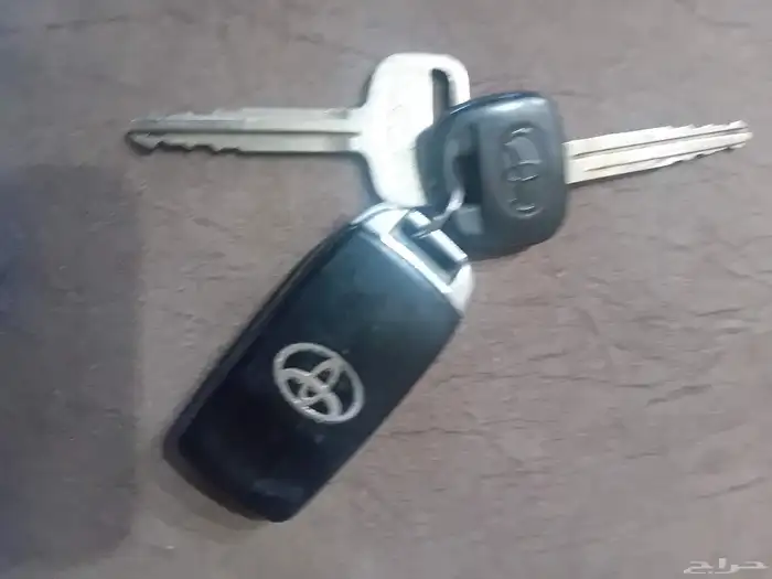 هايلوكس 2012 4