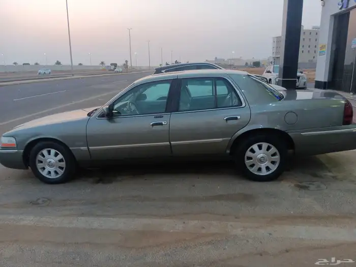 فورد جراند ماركيز موديل 2003 0