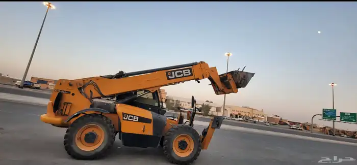 رافعه للإيجار الشهري وليومي رافعه تليهندر تلسكوبي 2