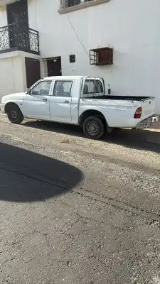 هايلوكس ميتسوبيشي 2001 1