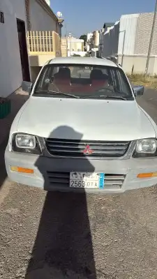 هايلوكس ميتسوبيشي 2001 0