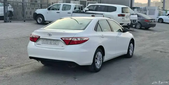 كامري ستاندرد 2016 نضيف 3